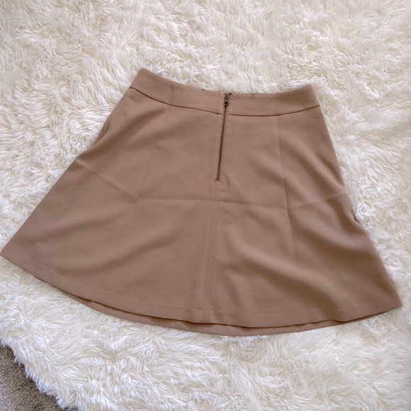 NWOT Loft skirt - Picture 3 of 4